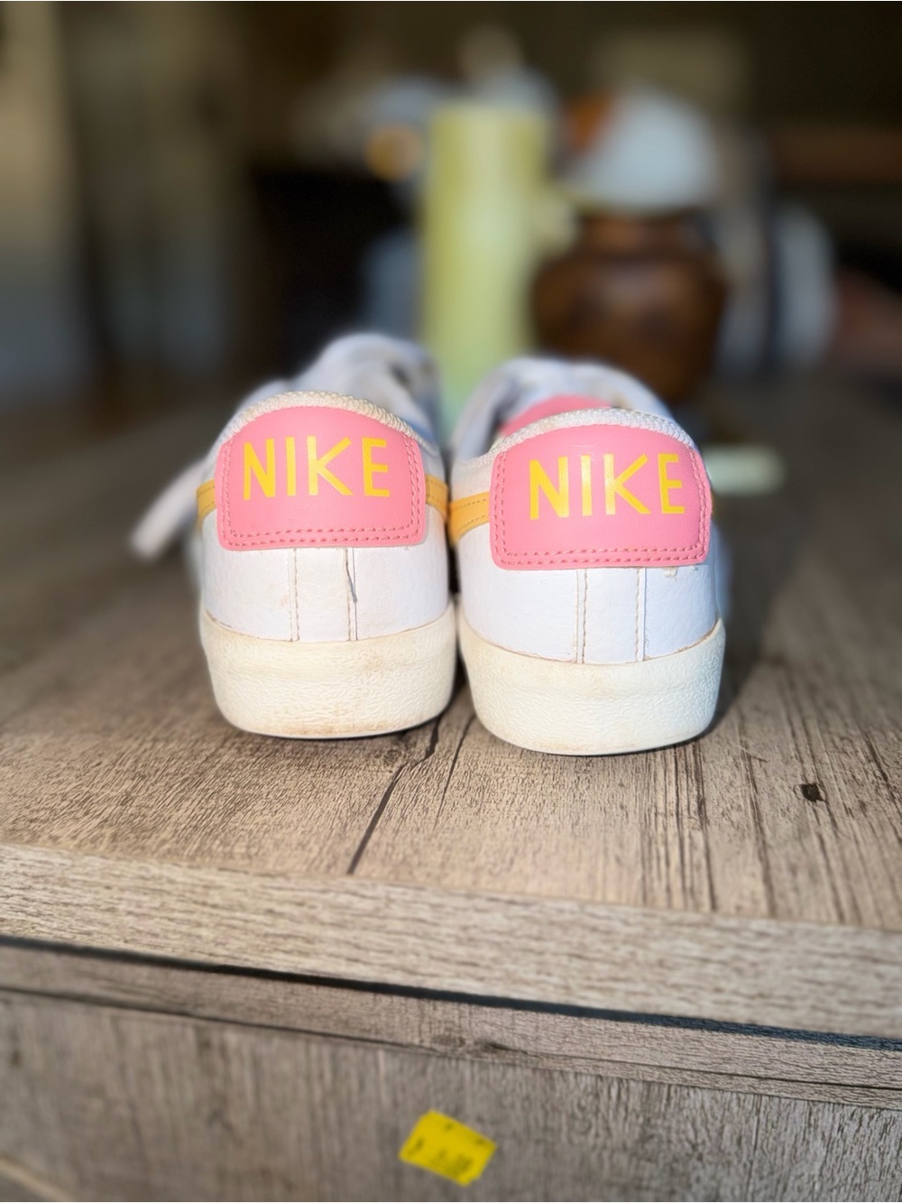 Nike Blazer Low ‘77 White Yellow Pink Sneakers Women’s US 5.5 DA4074-117 - Picture 3 of 7